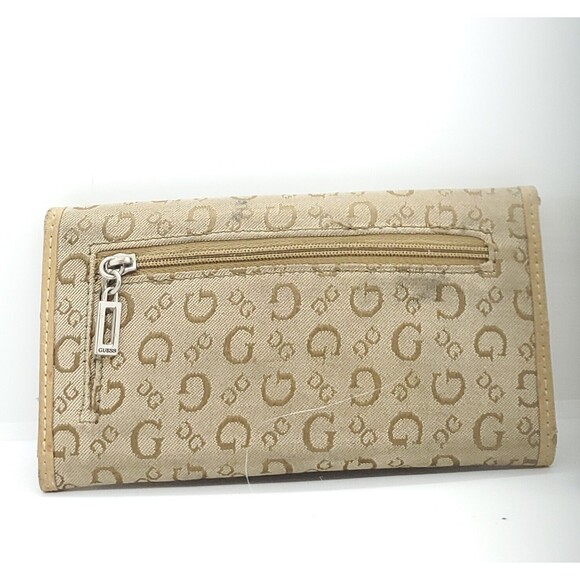 Guess Womens Wallet Holds DL, Credit Cards, and has a change pocket Vintage - Picture 2 of 4